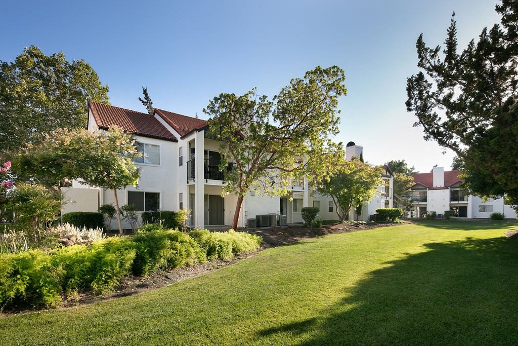Stunning Apartment Facade Surrounded by Perfectly Trimmed Grass  at Laurel Creek, Fairfield, California