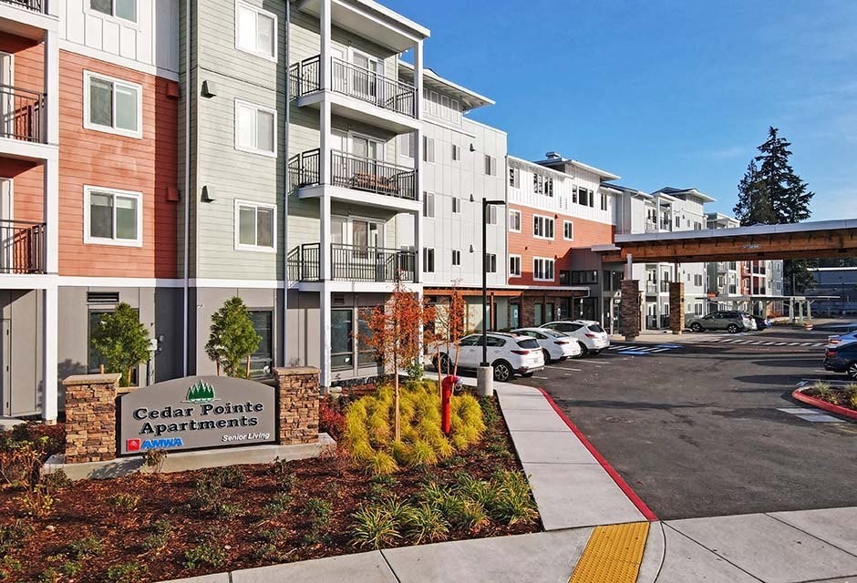 Apartments for Rent Arlington - Cedar Pointe Apartments Exterior with a Prime Location in the Heart of the Best Dining, Shopping, and Nightlife Expereinces