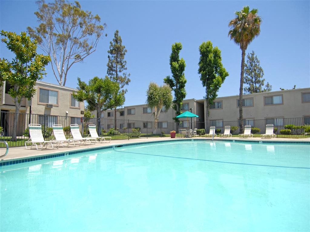 Conrad Villas Apartments