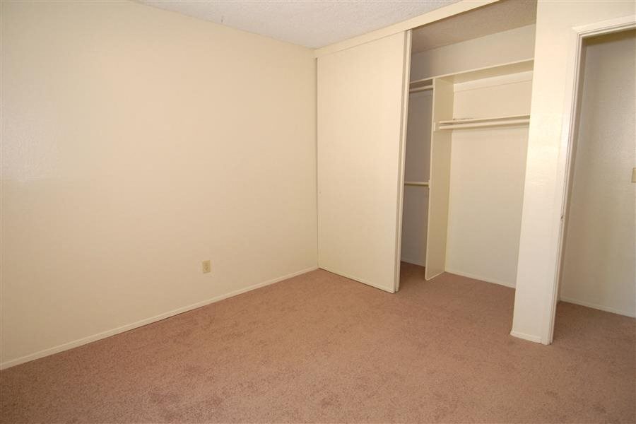 Kenwood Gardens Apartments