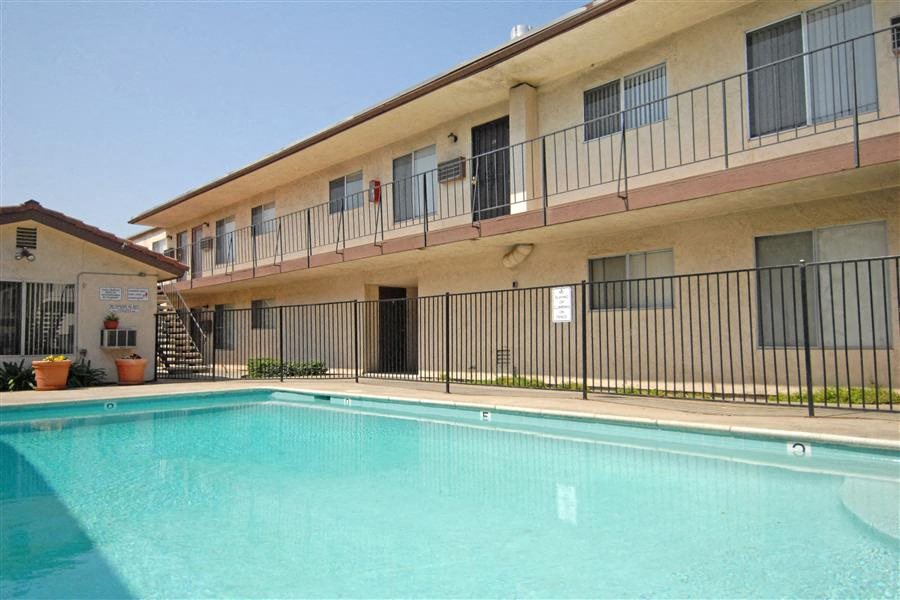 Kenwood Gardens Apartments