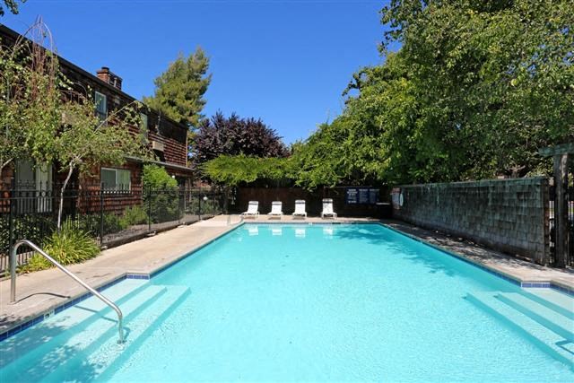 Enjoy a swim living at Harbor Isle | Stockton, CA