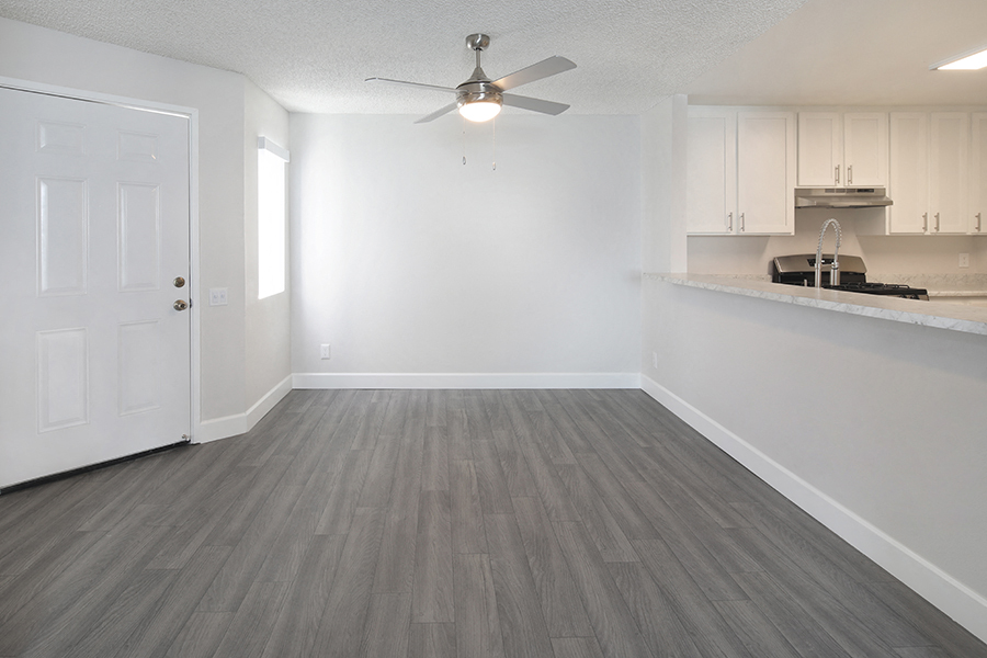 Calavo Woods Apartments