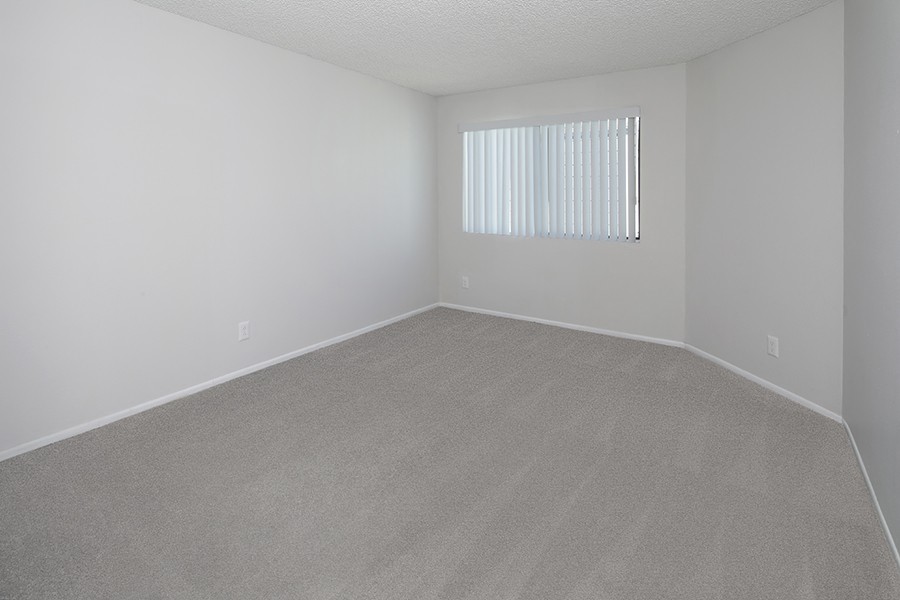 Calavo Woods Apartments