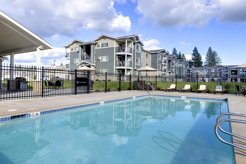 Pool area with lounge seating