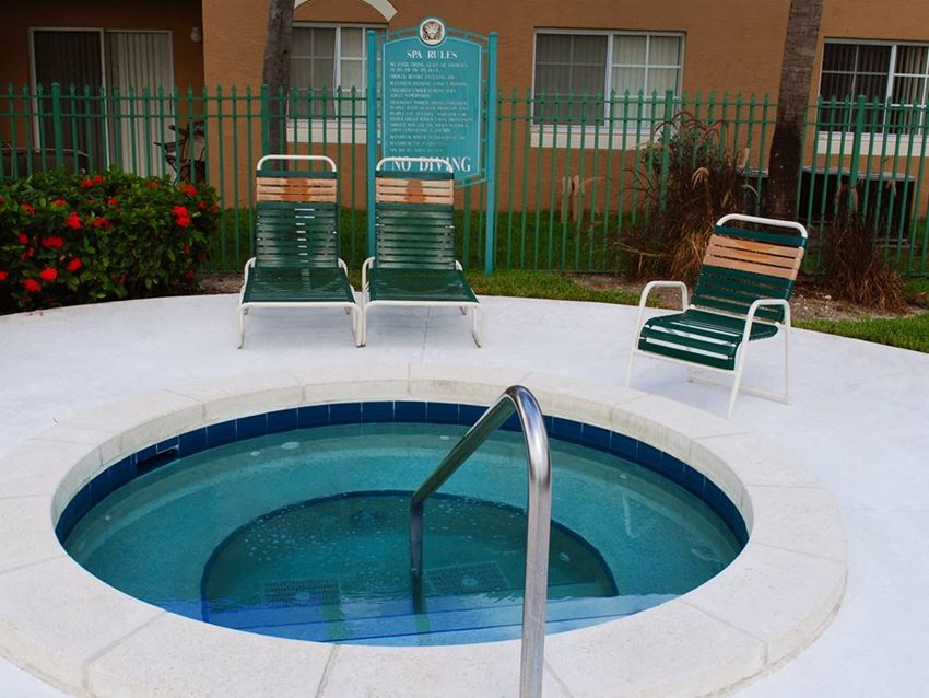 Hot tub with chiars Cross Keys in North Lauderdale Florida