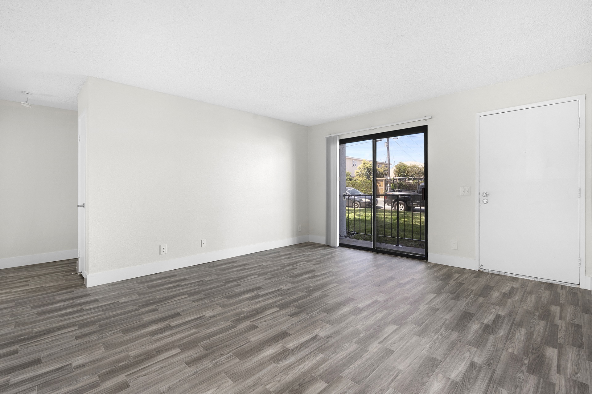 Fashion Hills Terrace Apartments