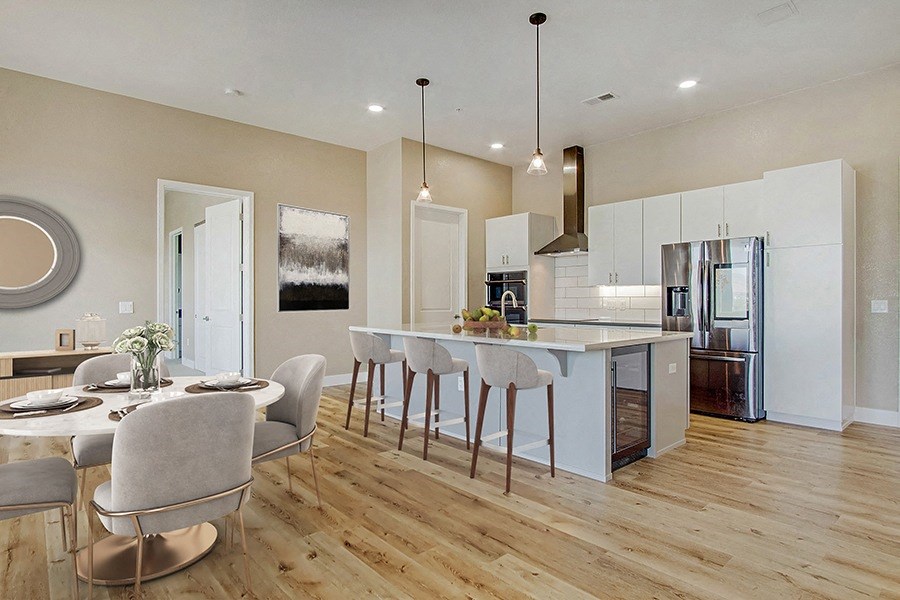 Penthouse kitchen and dining 