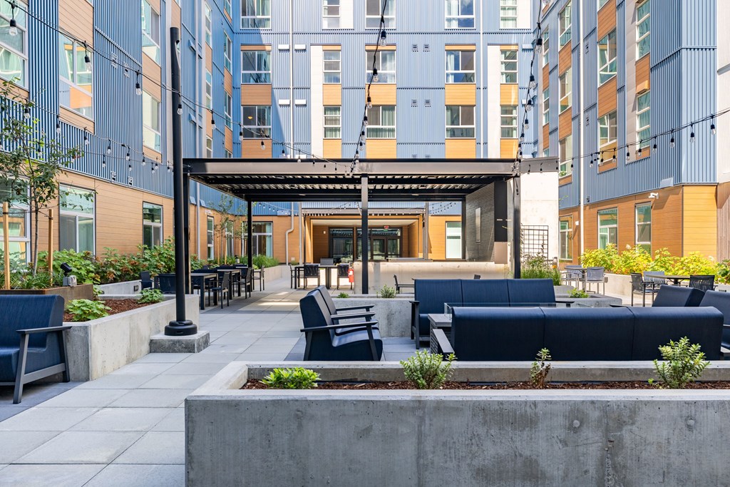 Outdoor Patio at Traditions at Hazelwood, Oregon, 97216