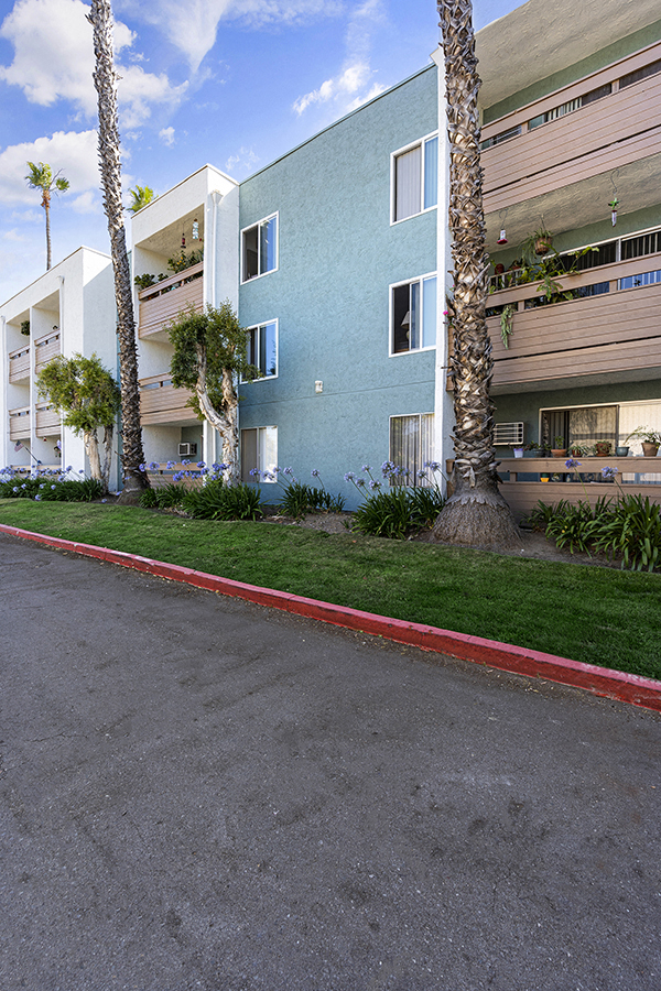 Escondido Adult Village Apartments