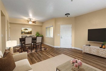 Living room and dining area - Photo Gallery 6