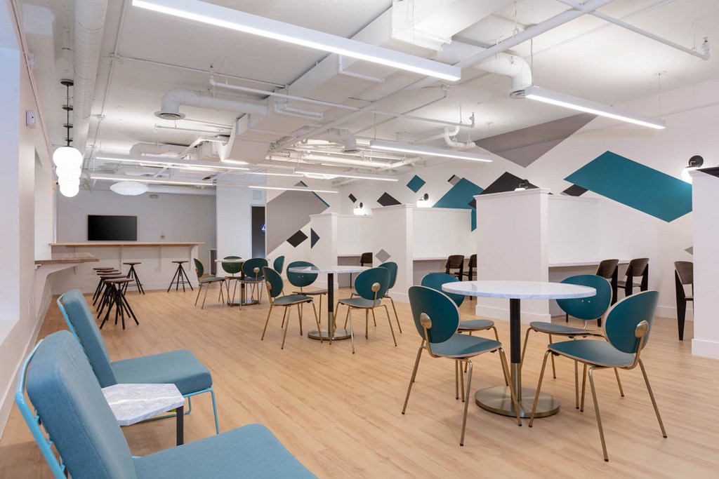 the office group angel square by shed design | office facilities at K Street Flats, California, 94704