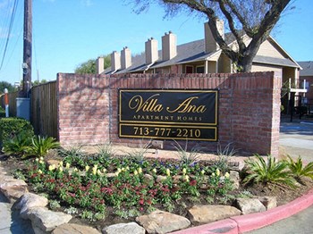 Monument Sign at Villa Ana in Houston, TX