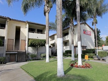 202 W SAN YSIDRO BOULEVARD 1 Bed Apartment for Rent - Photo Gallery 1