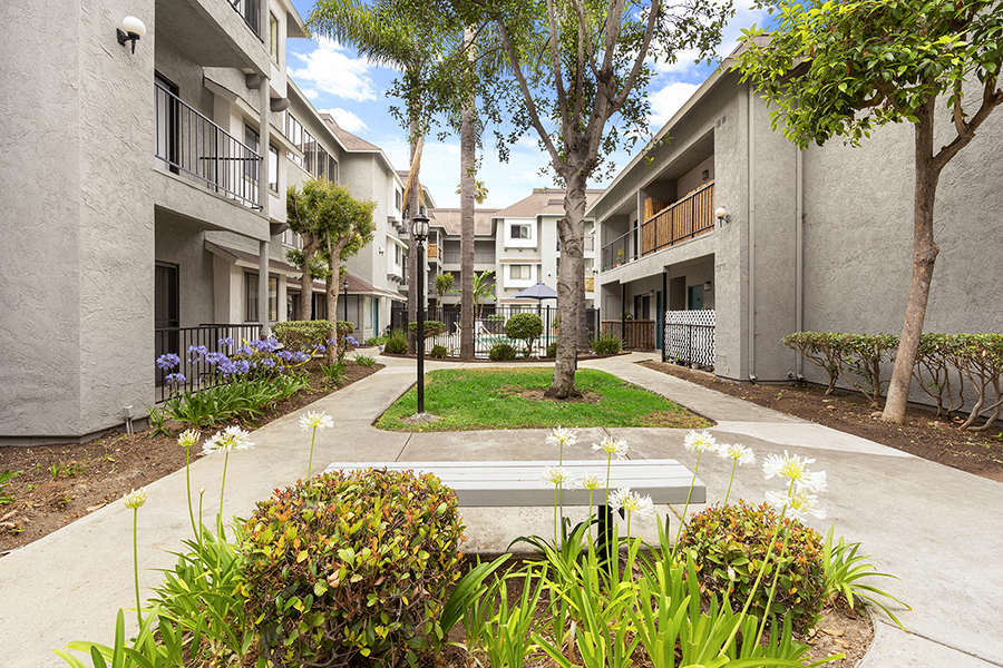 Fashion Hills Terrace Apartments