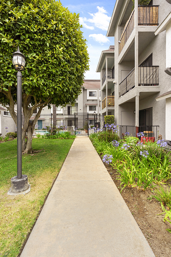 Fashion Hills Terrace Apartments