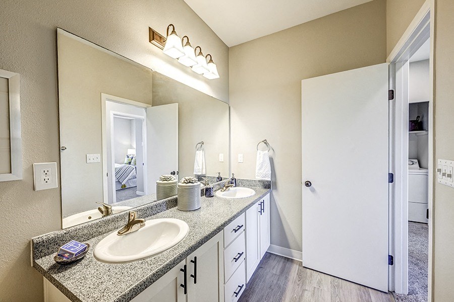 Bathroom vanity t BELLA SONOMA, Fife 