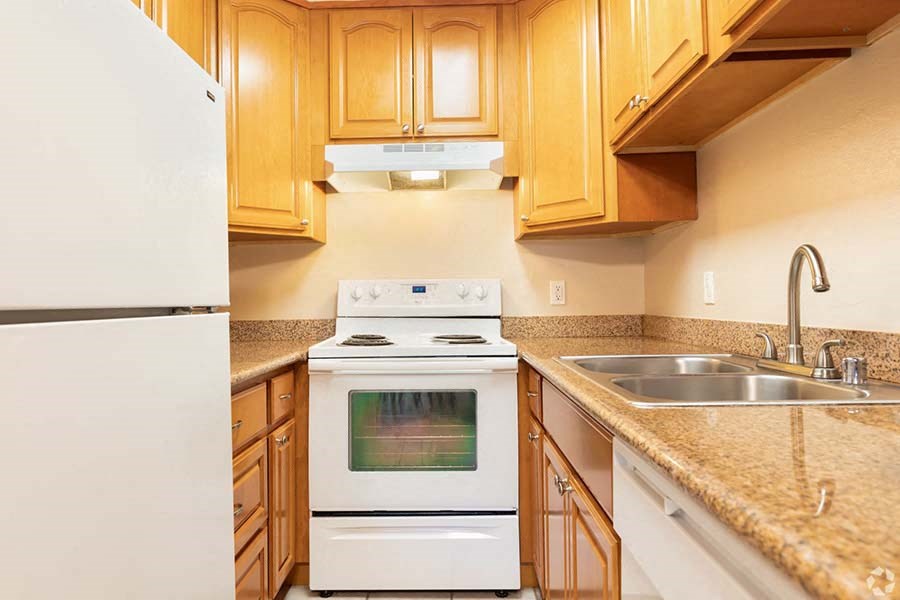 1x1 kitchen with appliances