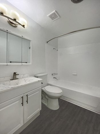 Bathroom with shower and vanity - Photo Gallery 3