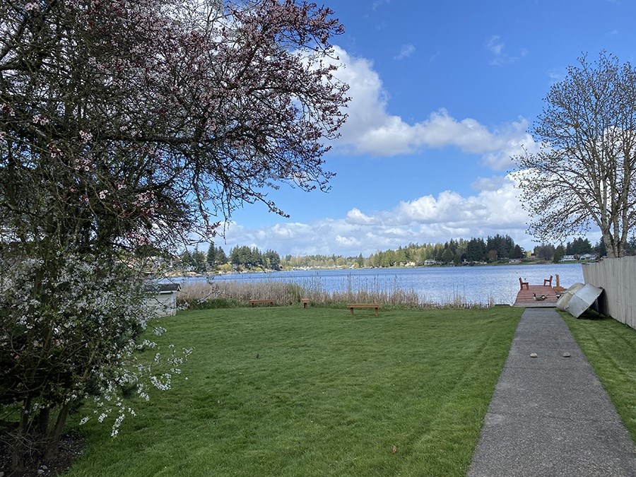Lake Meridian Shores community view of the lake and lake access