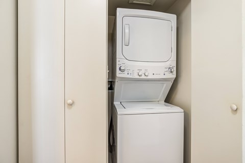 Washer Dryer In Unit at Lake Washington Apartments, Washington, 98118