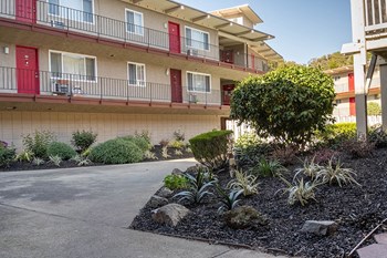 Exterior of building - Photo Gallery 6