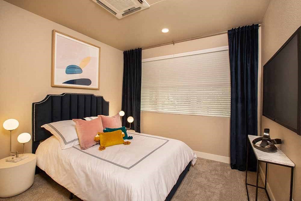 bedroom with window at ALLURE AT 2920, Modesto