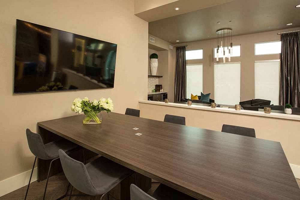 elounge with seating at ALLURE AT 2920, Modesto, California