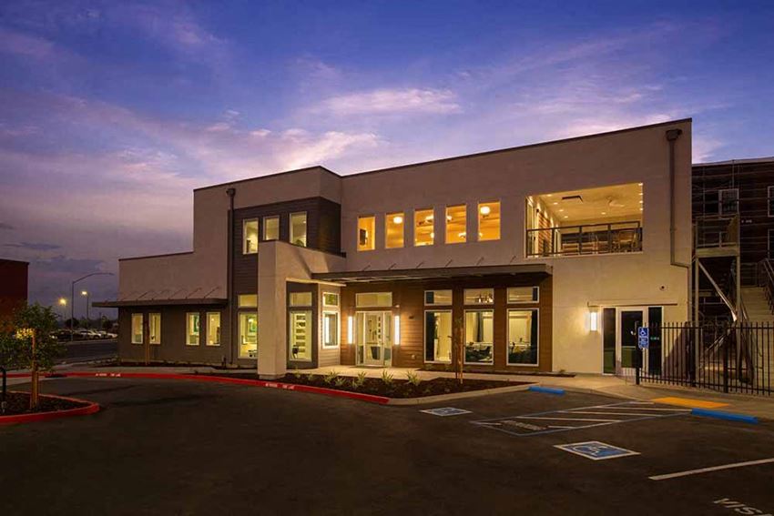 Exterior view of building at ALLURE AT 2920, Modesto, California - Photo Gallery 1