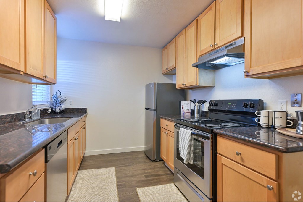 SONOMA COURT TOWNHOMES