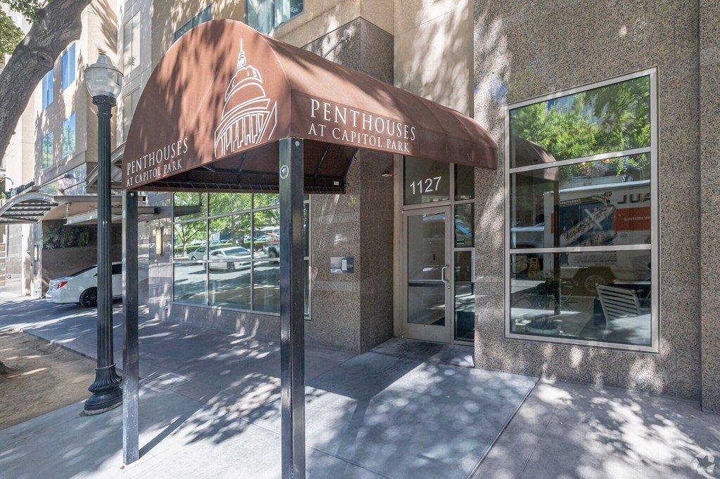 PENTHOUSES AT CAPITOL PARK