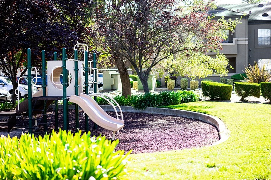 Cobble Oaks in Goldriver CA playground for resident use