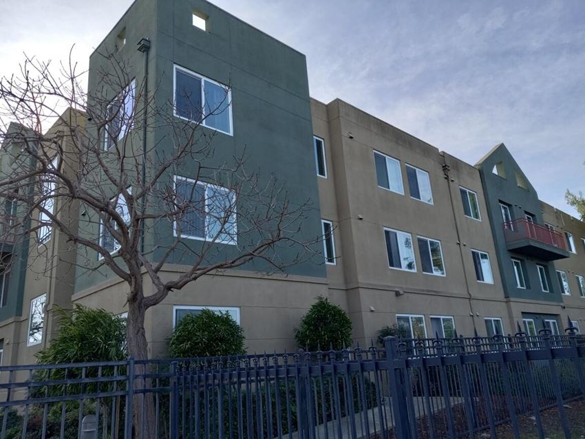 Borregas Court in Sunnyvale community exterior - Photo Gallery
