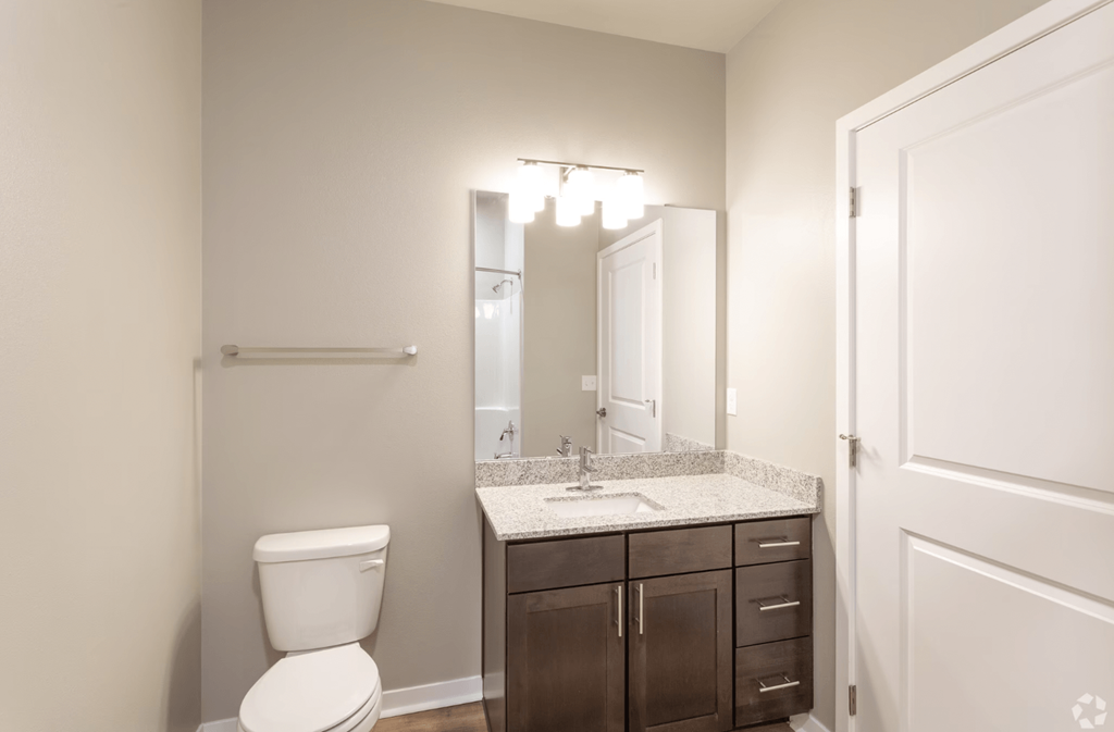 bathroom in 3x2 floor plan