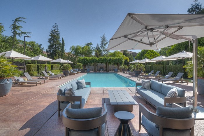 Pool Umbrellas | Stonelake Apartments in Elk Grove, California