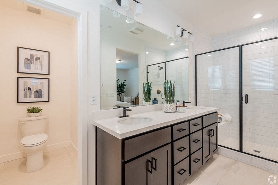 Crocker Village bathroom