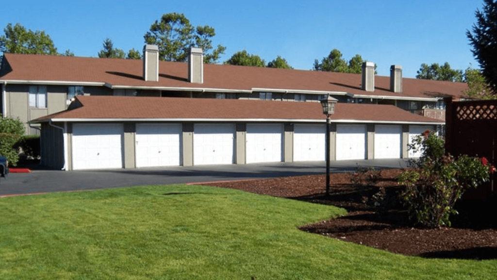 Terra Heights in Tacoma community exterior garages
