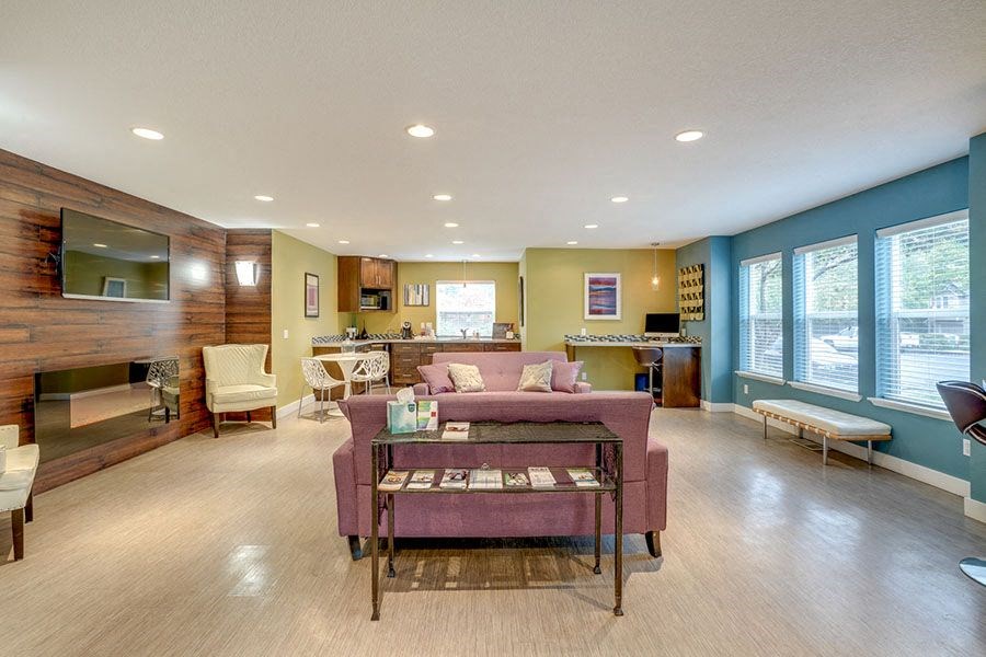 Clubhouse seating at TOWNSHIP Apartments, Oregon 97013