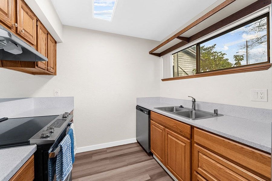 Kitchen with appliances and window