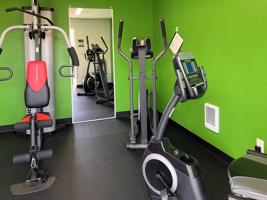 fitness center at TOWNSHIP SHERWOOD, Oregon