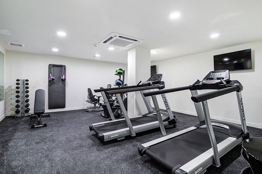 Des Moines, WA Apartments for Rent - Pointe By Vintage Fitness Center With Treadmills, Exercise Bikes, Free Weights, and More
