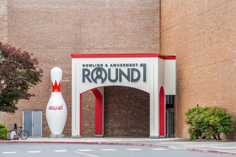 A bowling alley at Vancouver Mall Apartments, Vancouver Washington ? 