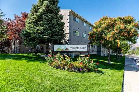 the building in which the apartment is located at Mountain Run Apartments, Orem, UT 