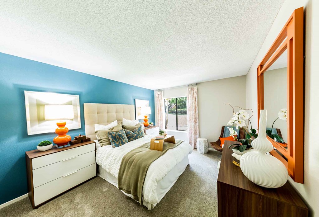 Living Area at SYCAMORE LANE APARTMENT HOMES, Mission Viejo ? 