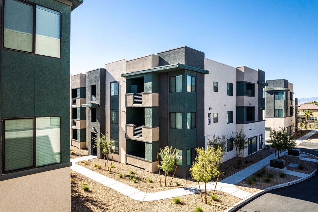 SYNC APARTMENT HOMES