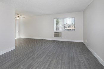 Bedroom with carpet and window - Photo Gallery 4