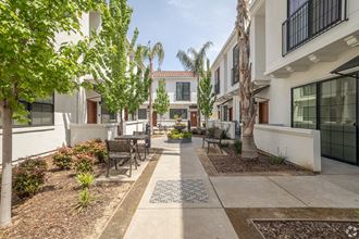 the enclave at homecoming terra vista courtyard