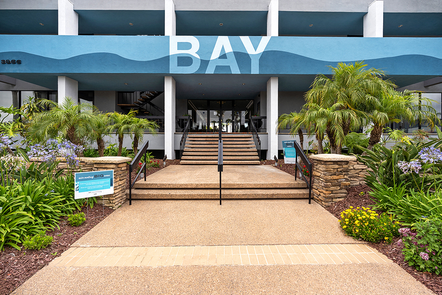 Bay Pointe Apartments