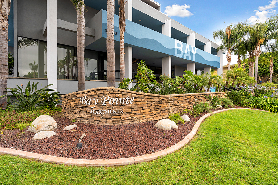 Bay Pointe Apartments