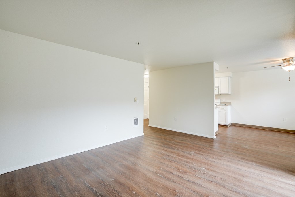Wooden floor at THE VILLAGE Apartments, Oregon
